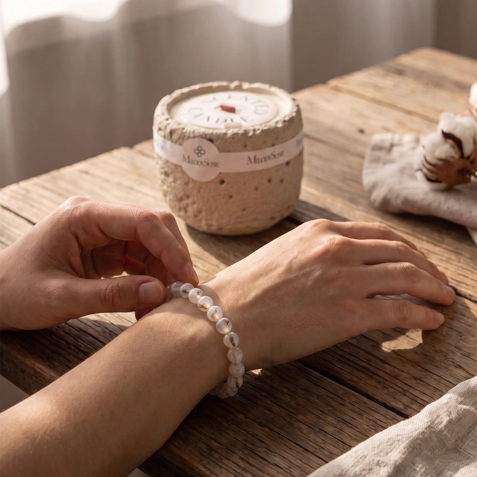 New Scented Candle Gift Set with Crystal Ornament