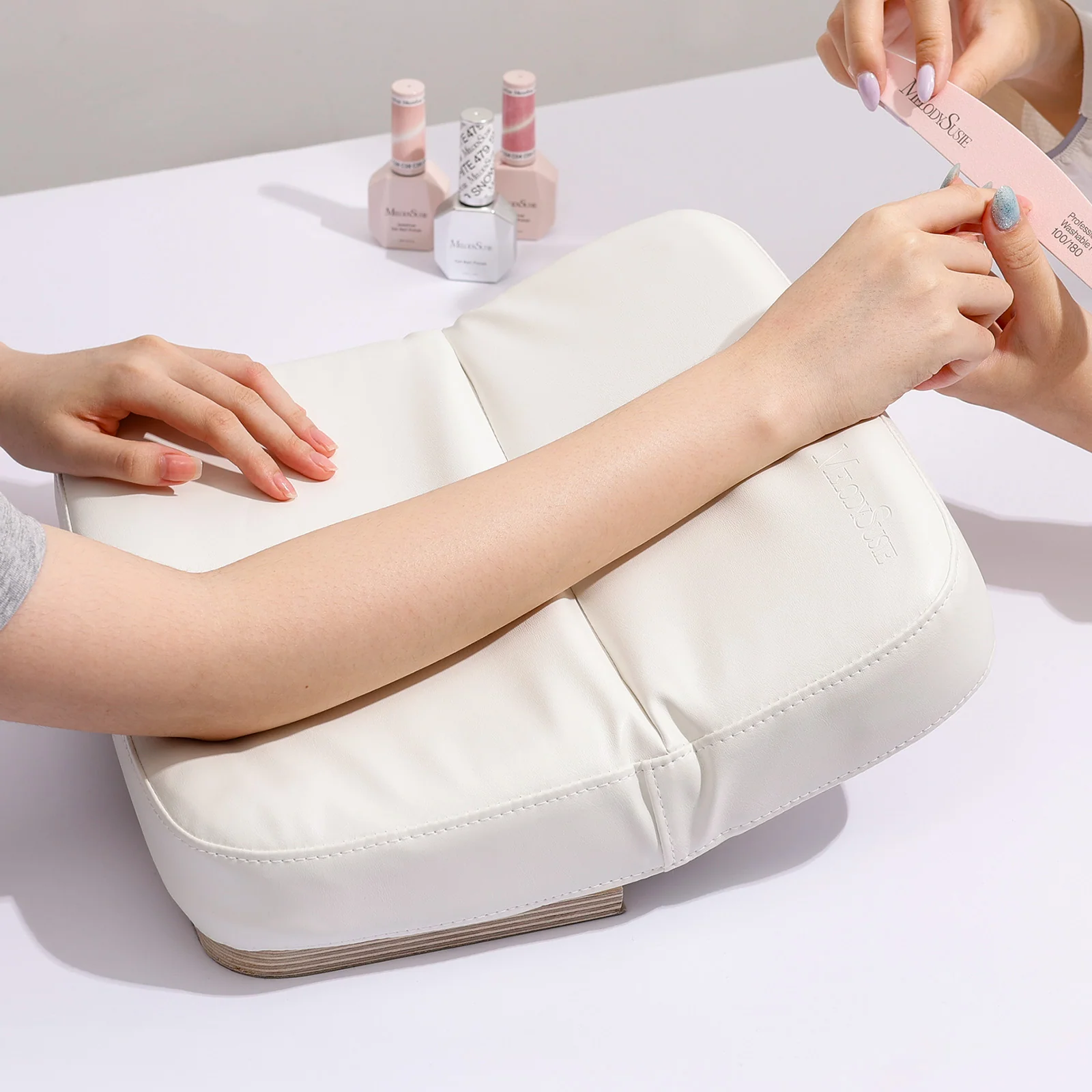 Foldable Nail Arm Rest with Adjustable Height for Manicure