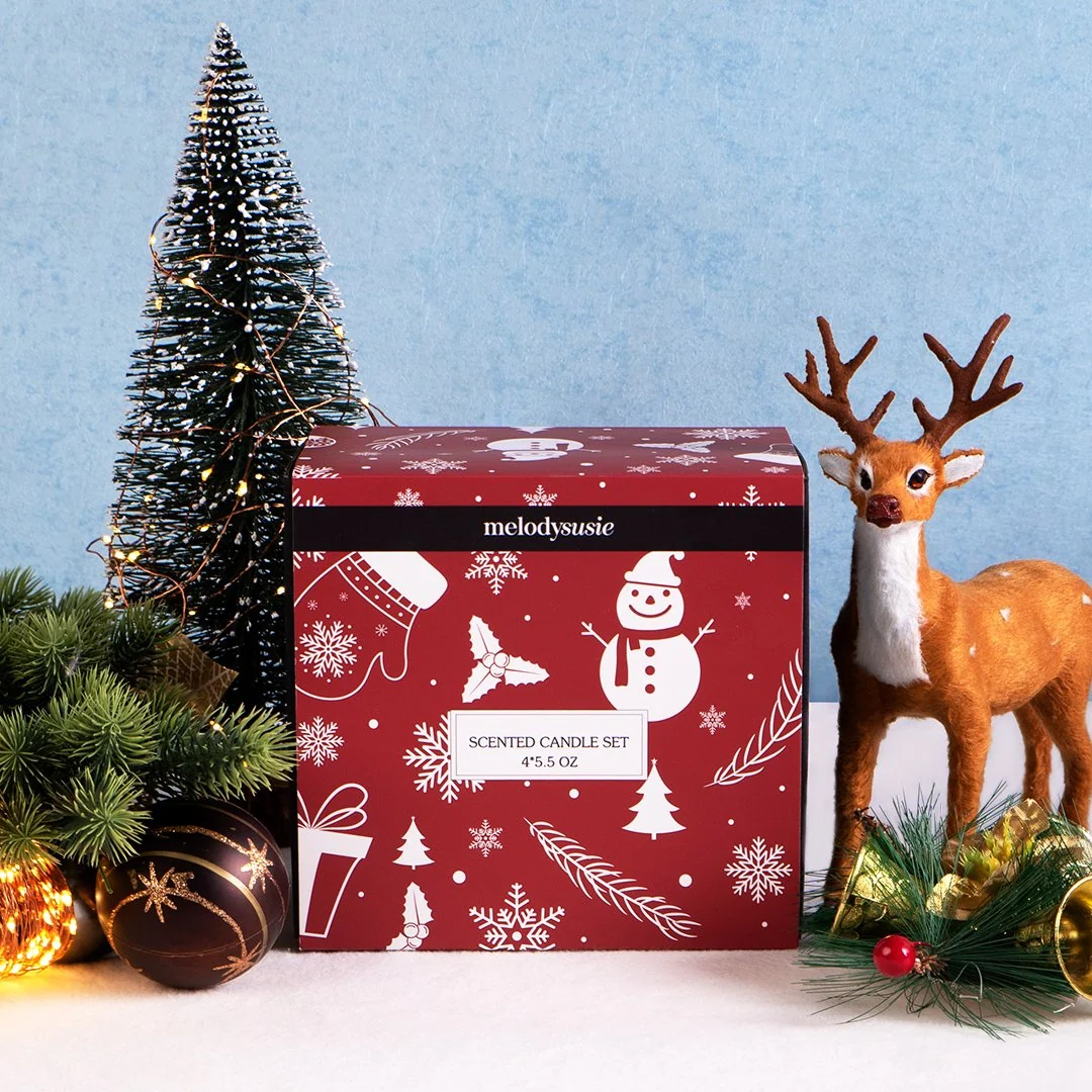 Melodysusie Christmas Seasonal Scented Candle Gift Set, 4 Jars