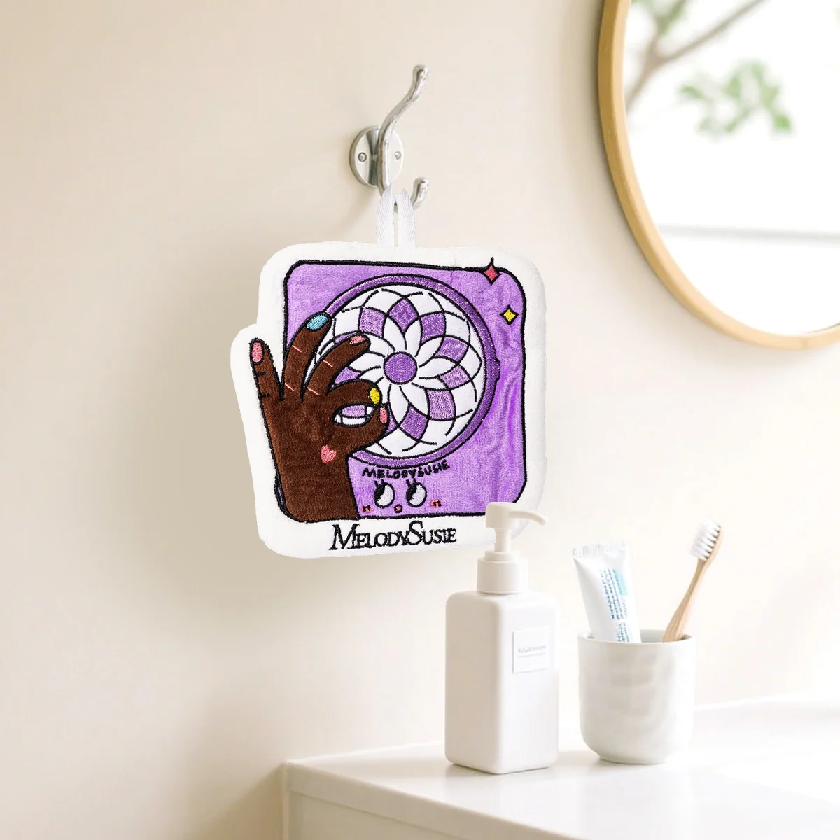 MelodySusie Nail-Themed Accessories 品牌周边系列