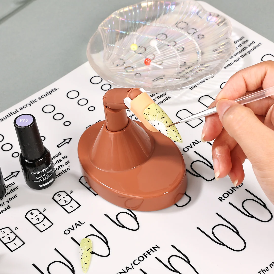 Nail Practice Fingers with Base Stand and 100 Nail Tips